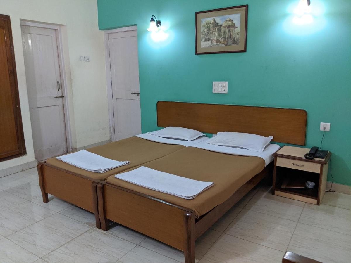 Farmagudi Residency Hotel Donshiwado Exterior photo